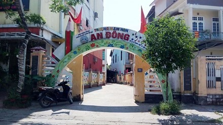 Đề xuất giáng chức hiệu trưởng 'kiểm điểm' giáo viên đến ngất xỉu Trường Mầm non An Đông.