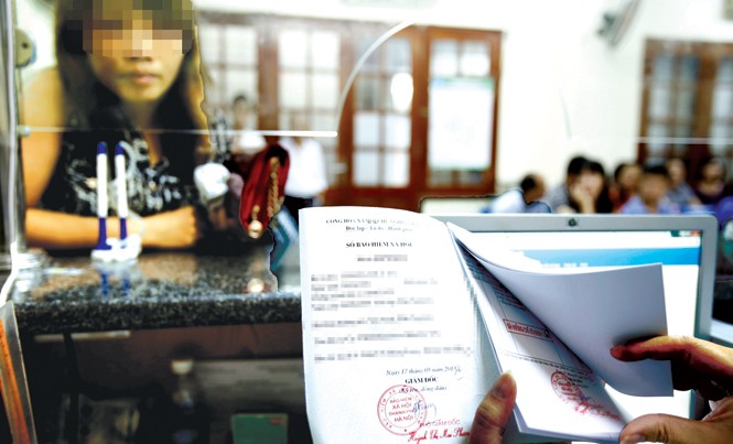 Về hưu non để “chạy” chính sách Nhiều người tìm cách về hưu trước tuổi để chạy chính sách lương hưu thay đổi. Ảnh minh họa: Như Ý.