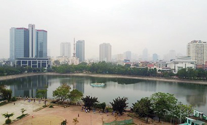 Lấp hồ xây chung cư: Nếu “bật đèn xanh”, họ sẽ làm Đề xuất của doanh nghiệp lấp 1ha hồ Thành Công để xây chung cư đã gây nhiều ý kiến phản ứng.