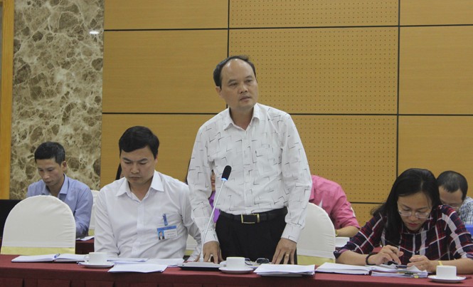 Nguyên nhân 22 du khách bị 'giam lỏng' trên vịnh Hạ Long Ông Hoàng Quang Hải, Phó Chủ tịch UBND TP Hạ Long thông tin việc 22 du khách bị gián đoạn hành trình tham quan.