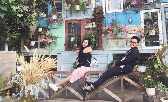 Khách sạn tình yêu đắt khách Khách sạn tình yêu có riêng khu selfie.