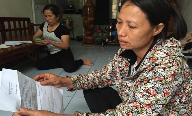 Dân trắng tay vì mua “nhầm” chỗ để xe Hàng chục hộ dân đứng trước nguy cơ mất nhà vì mua “nhầm” diện tích để xe.