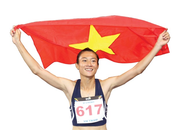 Lê Tú Chinh: Chạy qua gian khổ, vươn tới vinh quang Lê Tú Chinh: Chạy qua gian khổ, vươn tới vinh quang