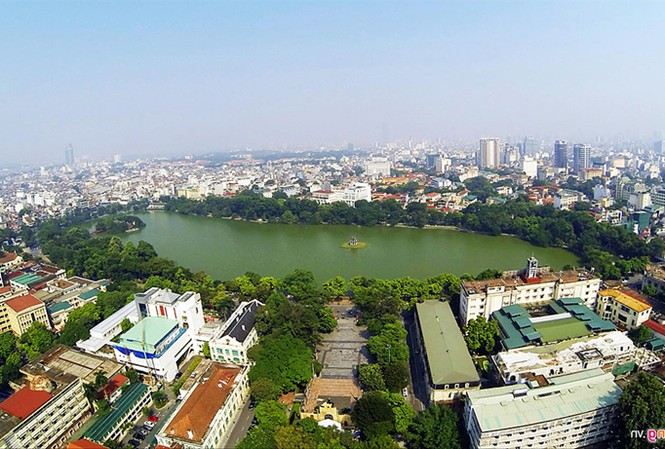 Vì sao phải cải tạo hồ Hoàn Kiếm? Dự án cải tạo hồ Hoàn Kiếm sẽ giúp bảo tồn và phát huy tối đa giá trị di sản văn hoá. Ảnh: Mạnh Thắng.