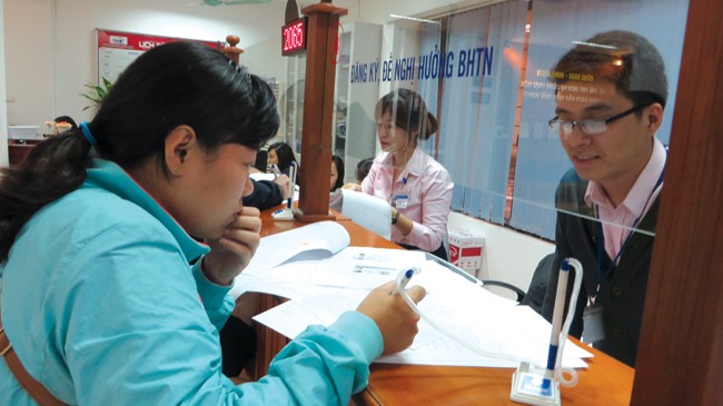Cách nào ngăn “chúa chổm” nợ bảo hiểm? Việc cơ quan BHXH được giao chức năng thanh tra chuyên ngành sẽ hạn chế tình trạng DN trốn đóng BHXH trong thời gian tới. Ảnh: Bảo Anh