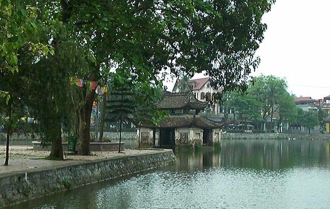 Xếp hạng di tích quốc gia đặc biệt cho 3 di tích Chùa Thầy có kiến trúc nghệ thuật rất đặc sắc.