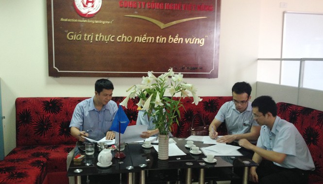 Truy tố 7 bị can bán phần mềm nghe lén điện thoại Cơ quan chức năng kiểm tra hoạt động của Cty Việt Hồng