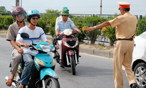 Đề nghị CSGT xử phạt về còi xe Ảnh minh họa