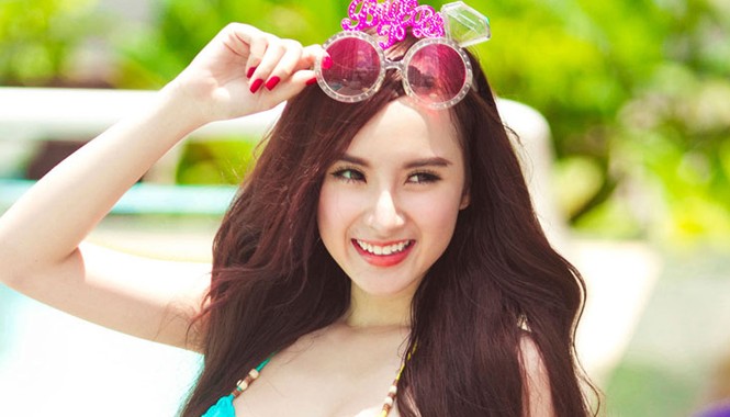 Angela Phương Trinh: Vừa yêu vừa tính Angela Phương Trinh: Vừa yêu vừa tính