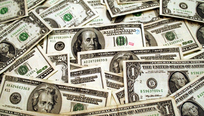 Hàng triệu đô la Mỹ đựng trong bao tải đã được chở đến Ukraine Hàng triệu đô la Mỹ đựng trong bao tải đã được chở đến Ukraine