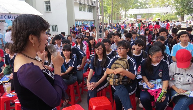 Nhiều thắc mắc trước kỳ thi quốc gia Hàng nghìn học sinh và giáo viên đang băn khoăn trước dự thảo về kỳ thi Quốc gia. Ảnh: N.D