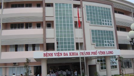 Xác định lỗi bác sĩ trong vụ 'đau ruột thừa' chết vì 'thủng dạ dày' Xác định lỗi bác sĩ trong vụ 'đau ruột thừa' chết vì 'thủng dạ dày'