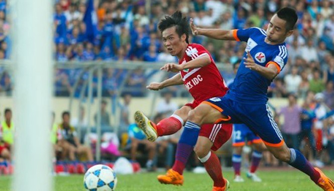 Để cuộc đua vô địch V-League còn sức hút? Bình Dương gặp lại Than Quảng Ninh (phải)