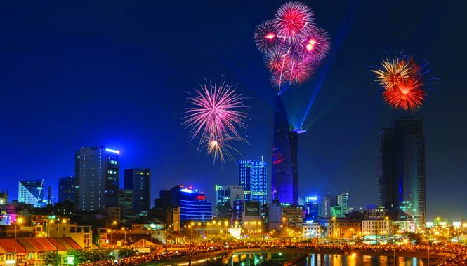 Chỉ từ 2,7 tỷ đồng/căn hộ hộ dự án The Tresor Chiêm ngưỡng những màn trình diễn pháo hoa rực rỡ, lộng lẫy đầy màu sắc từ căn hộ The Tresor