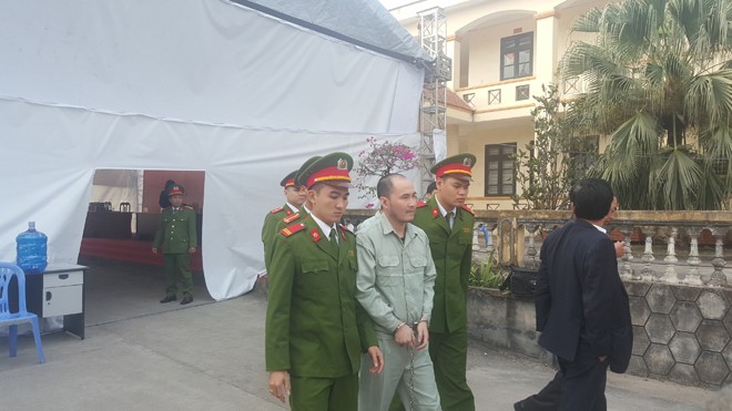 Vụ buôn bán ma túy khủng xuyên quốc gia: 12 án tử hình và chung thân Bị cáo Hoàng Văn Tiến, kẻ cầm đầu đường dây buôn bán ma túy xuyên quốc gia.