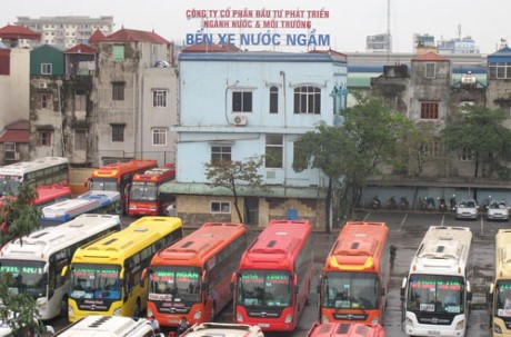 Phải điều chuyển luồng, tuyến: Nhiều nhà xe lo phá sản Nhiều doanh nghiệp lo lắng trước lệnh điều chuyển luồng tuyến xe