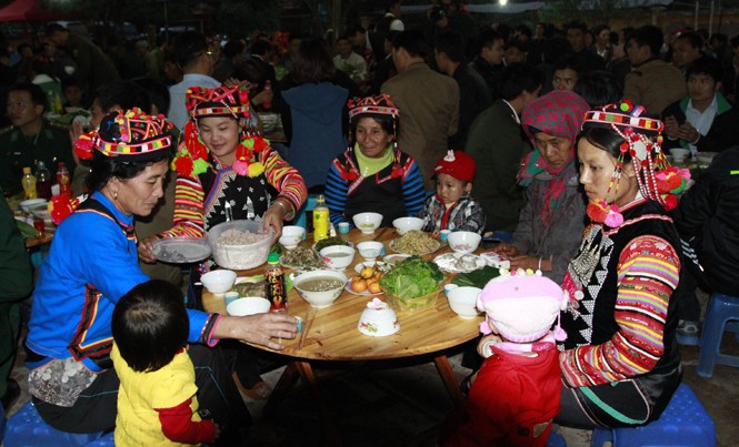Chuyện Mường Nhé, Mường Tè - Kỳ 2: Gặp lại Sín Thầu Tết của đồng bào dân tộc Hà Nhì là ngày hội ở vùng đất ngã ba biên giới xã Sín Thầu (Mường Nhé, Điện Biên). Ảnh: Xuân Tùng