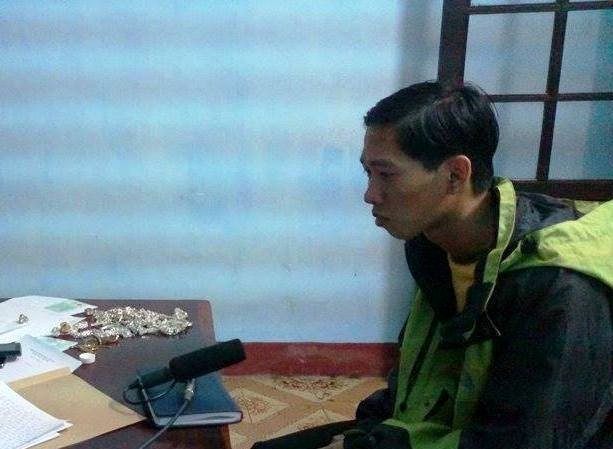 Vụ cướp tiệm bạc gây chấn động qua lời kể của nạn nhân Huy khai nhận hành vi cướp tài sản của mình tại cơ quan công an