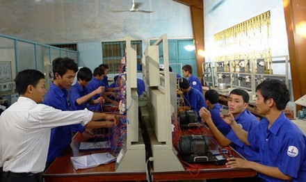 Sự kiện giáo dục hot tuần qua: Thu hồi 18,3 tỷ vì đi học mà không có bằng Ảnh mang tính minh họa