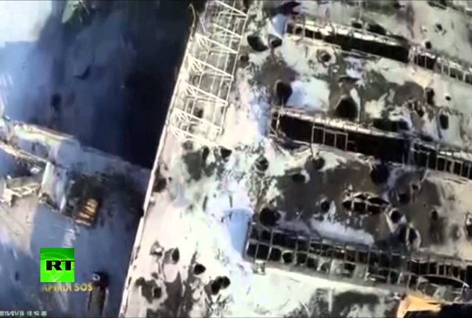 Sân bay Donetsk hé lộ sự tàn phá kinh hoàng do xung đột Sân bay Donetsk hé lộ sự tàn phá kinh hoàng do xung đột