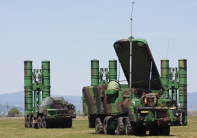 Nga – Iran bắt tay chuyển giao hệ thống phòng không S-300 Nga - Iran nối lại việc đàm phán cung cấp hệ thống phòng không S-300