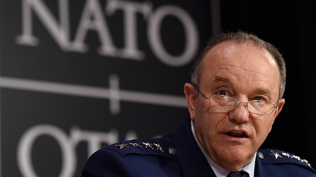 NATO bất ngờ lên kế hoạch làm việc với Nga Tướng Philip Breedlove, Tư lệnh NATO ở châu Âu