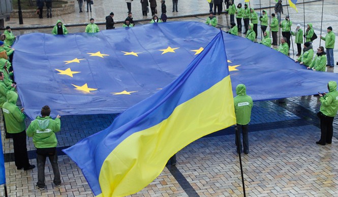 Ngoại trưởng EU họp khẩn về tình hình Ukraine Ngoại trưởng EU họp khẩn về tình hình Ukraine