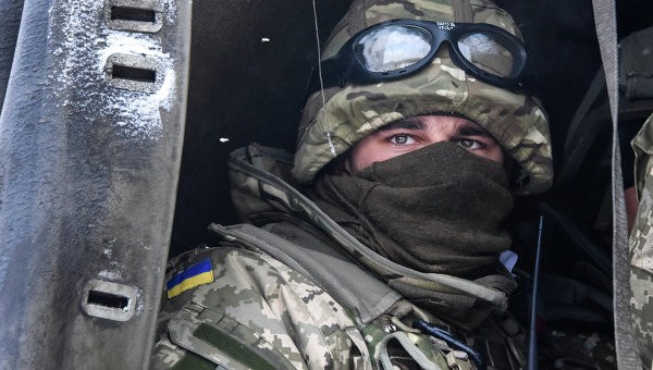 Tướng Ukraine: 'Không có quân đội chính quy Nga ở Donbass' Tướng Ukraine: 'Không có quân đội chính quy Nga ở Donbass'