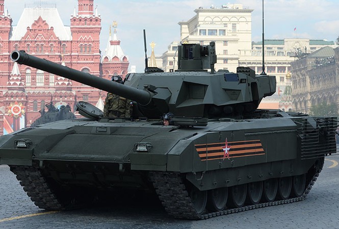 Nga tính trang bị đạn pháo hạt nhân cho siêu tăng T-14 Armata Tăng T-14 Armata xuất hiện tại một buổi duyệt binh của quân đội Nga ở Quảng trường Đỏ. Ảnh: Tass