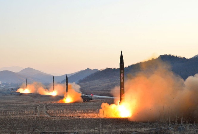 Nếu Mỹ tấn công hạt nhân Triều Tiên, mây phóng xạ bao trùm Nga sau 2 tiếng Ảnh: KCNA
