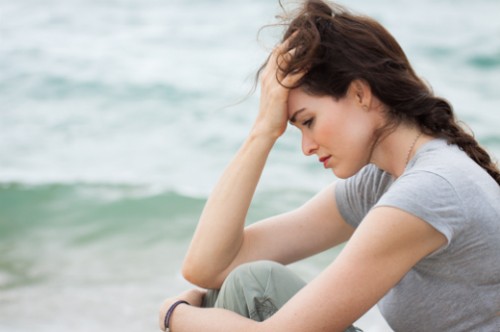 Bị chồng coi thường vì không đi làm Ảnh: womanaroundtown.com
