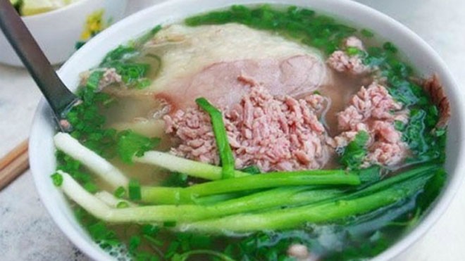 Tâm sự của người tay trắng thành ông chủ 5 cửa hàng phở Từ tay trắng, anh Linh đã xây dựng thành công 5 cửa hàng phở với doanh thu hàng trăm triệu đồng mỗi tháng.