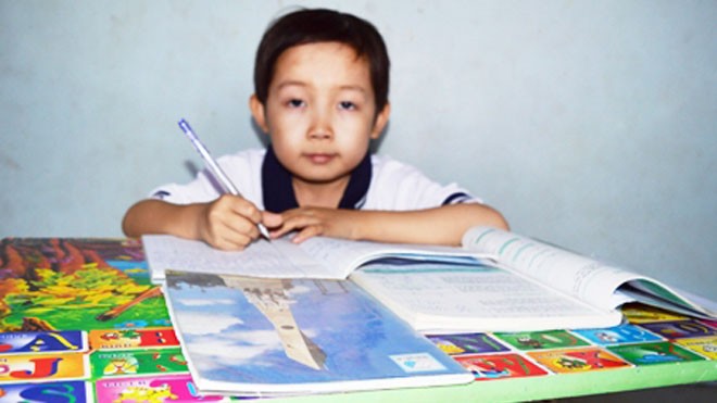 Nghị lực của cậu học sinh lớp 9 cao 1m Nhiều năm liền Tài là học sinh khá, giỏi.