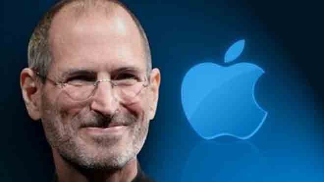 Apple sẽ trở thành doanh nghiệp nghìn tỷ USD đầu tiên? Steve Jobs - CEO tài năng đưa Apple lên đỉnh cao.