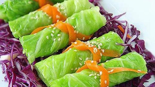 Tác dụng chữa bệnh tuyệt vời của bắp cải Món ăn từ bắp cải không chỉ có giá trị dinh dưỡng cao mà còn có tác dụng chữa bệnh.