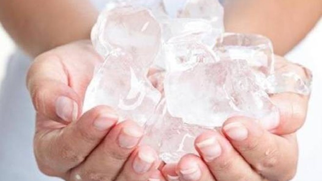 Chăm sóc sức khỏe bằng nước đá Chăm sóc sức khỏe bằng nước đá