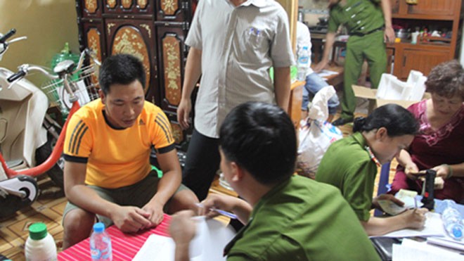 Nước sơn đóng chai ‘thành’ thuốc bảo vệ thực vật Nước sơn đóng chai ‘thành’ thuốc bảo vệ thực vật