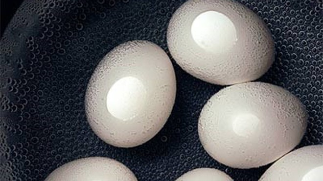 Dấm trứng gà: Bổ dưỡng và chữa được nhiều bệnh Dấm trứng gà chỉ nên dùng từ 5 đến 7 ngày là tốt nhất