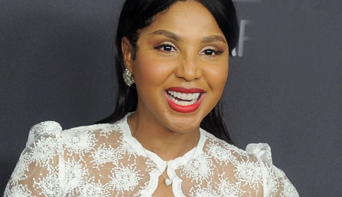Giọng ca 'Unbreak My Heart' nhập viện vì bệnh hiểm nghèo Ca sĩ Toni Braxton.