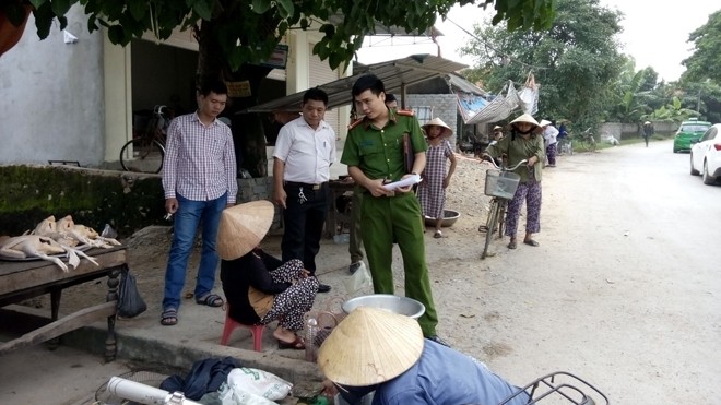 Vào tận nhà Công an huyện Quỳnh Lưu điều tra vụ việc.
