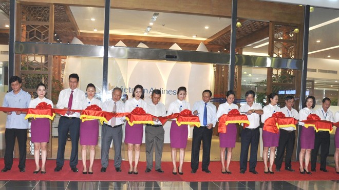 Vietnam Airlines có thêm phòng khách Bông Sen tại Nhà ga nội địa Nội Bài Vietnam Airlines có thêm phòng khách Bông Sen tại Nhà ga nội địa Nội Bài