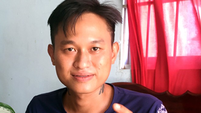 Thanh niên thắng kiện 2 tờ vé số độc đắc yêu cầu thi hành án Hơn tháng sau thắng kiện 2 tờ vé số trúng độc đắc, anh Tuấn vẫn chưa được người thua trả lại số tiền nhận thưởng dù đã tự nguyện chia một nửa. Ảnh: Phúc Hưng