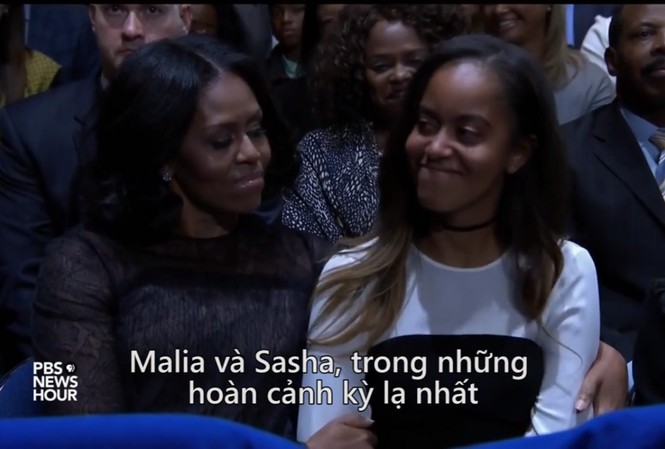 Con gái Obama khóc trong bài diễn văn của cha Con gái Obama khóc trong bài diễn văn của cha