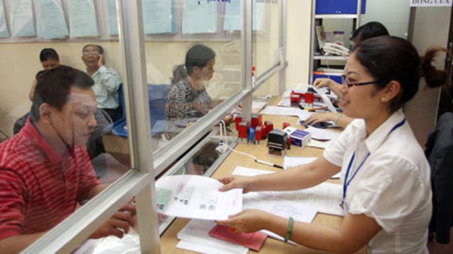 Hà Nội cấm cán bộ, công chức đeo tai nghe, bật nhạc trong giờ làm việc Ảnh minh họa