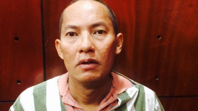 Bắt tạm giam nhà báo 'dỏm' đâm người gây thương tích Ông Hoàng Phạm Mạnh Tùng vừa bị bắt tạm giam. Ảnh CA cung cấp.