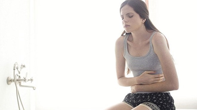 Mối nguy hiểm khi con gái dậy thì trước tuổi 13 Rất nhiều yếu tố ảnh hưởng đến việc dậy thì sớm ở bé gái. Ảnh: Getty Imanges/ PhotoAlto.