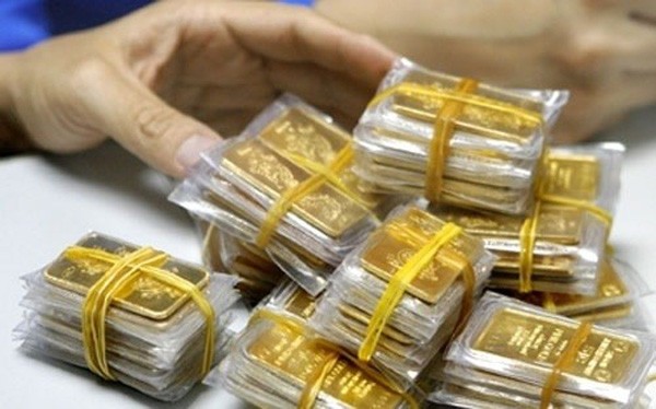 Vàng lấy lại ổn định sau vụ Mỹ tấn công Syria Vàng lấy lại ổn định sau vụ Mỹ tấn công Syria