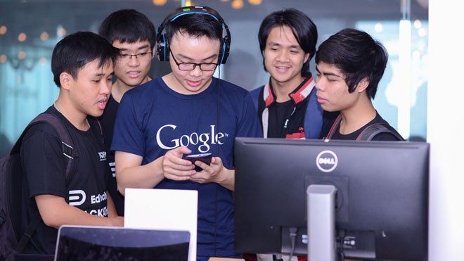 Việt Nam tổ chức thi về trí tuệ nhân tạo lớn nhất ĐNA Thí sinh tham dự cuộc thi Edtech Asia Hackathon 2016.