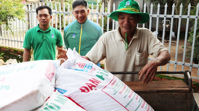 Đạm Phú Mỹ lọt Top 40 thương hiệu giá trị nhất Việt Nam Đạm Phú Mỹ lọt Top 40 thương hiệu giá trị nhất Việt Nam