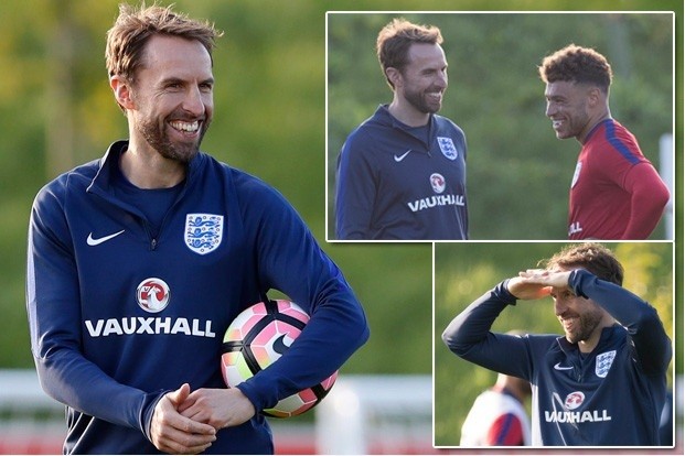 HLV 'vớ bẫm' nhờ thay Allardyce dẫn dắt tuyển Anh Southgate nhận 500.000 bảng trong 2 tháng dẫn dắt ĐT Anh.
